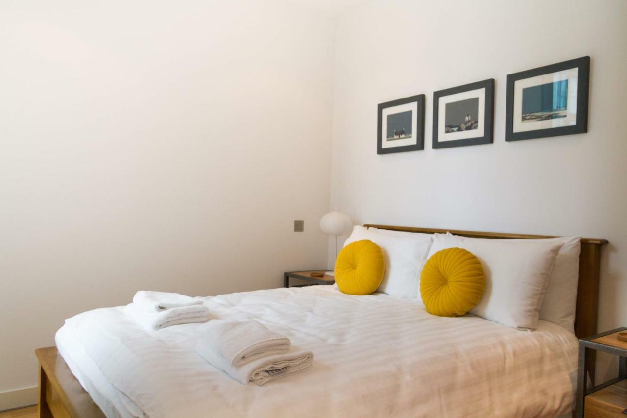 2 Bed At Quartermile Édimbourg